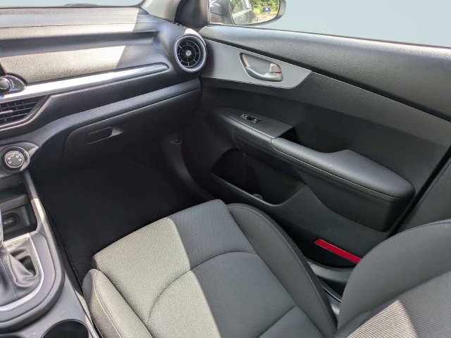 Used 2023 Kia Forte LXS FWD image 16