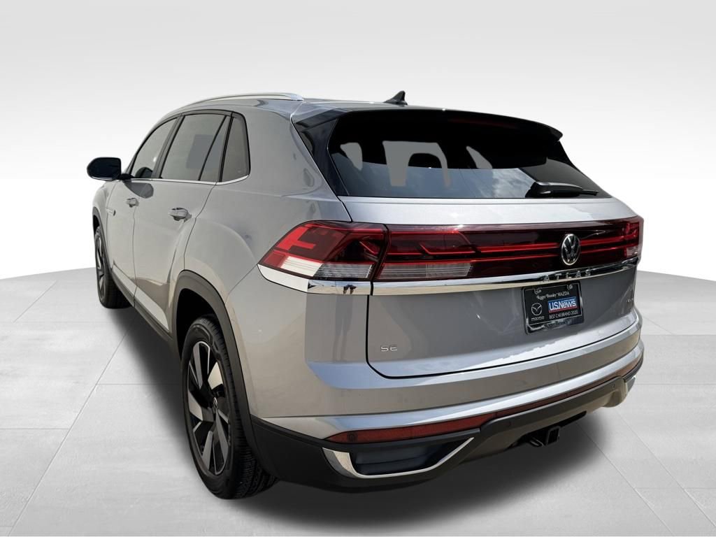 Used 2024 Volkswagen Atlas Cross Sport SE AWD/4WD image 4