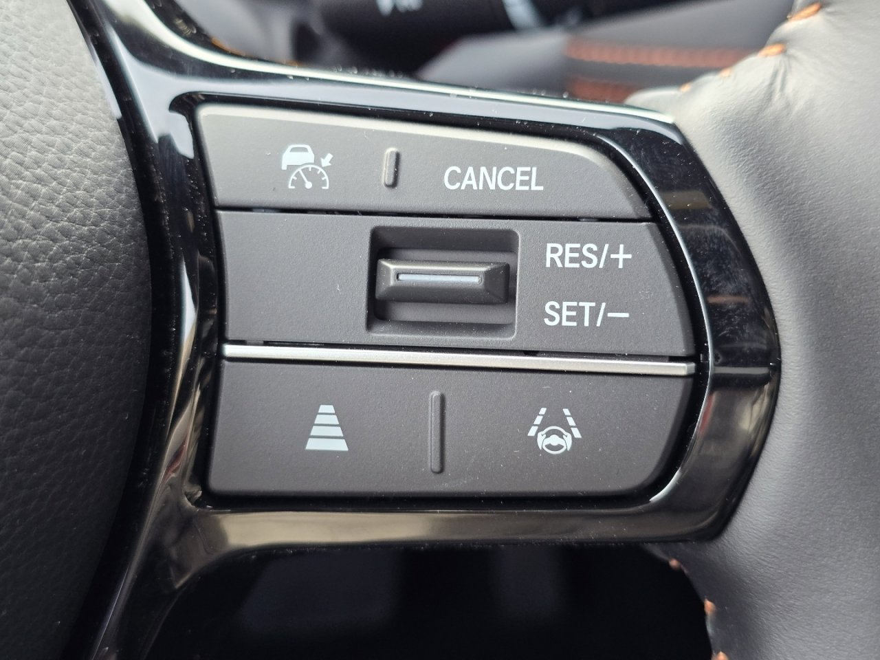 New 2026 Honda HR-V Sport image 31