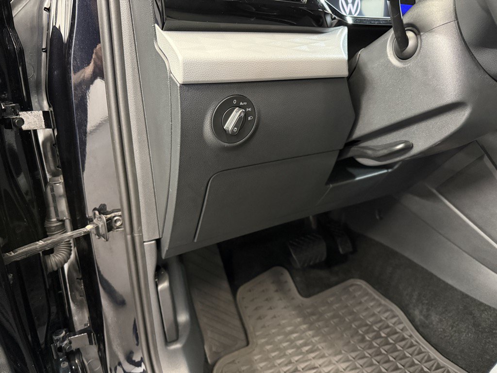 Certified 2024 Volkswagen Taos S AWD/4WD image 22