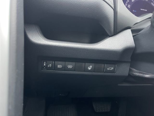 Used 2023 Toyota RAV4 XLE Premium image 21