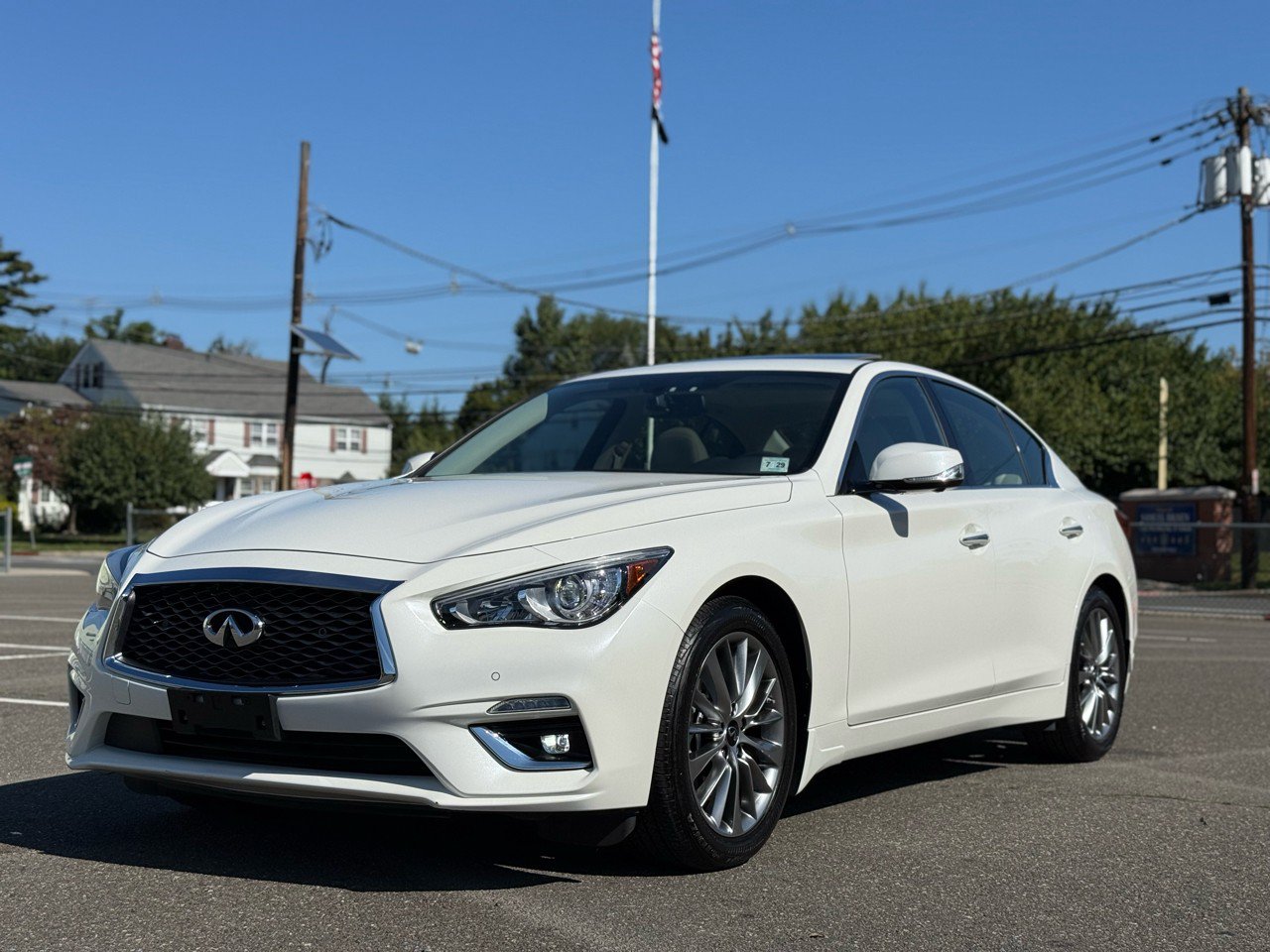 Used 2024 INFINITI Q50 Luxe w/ Cargo Package AWD/4WD image 2