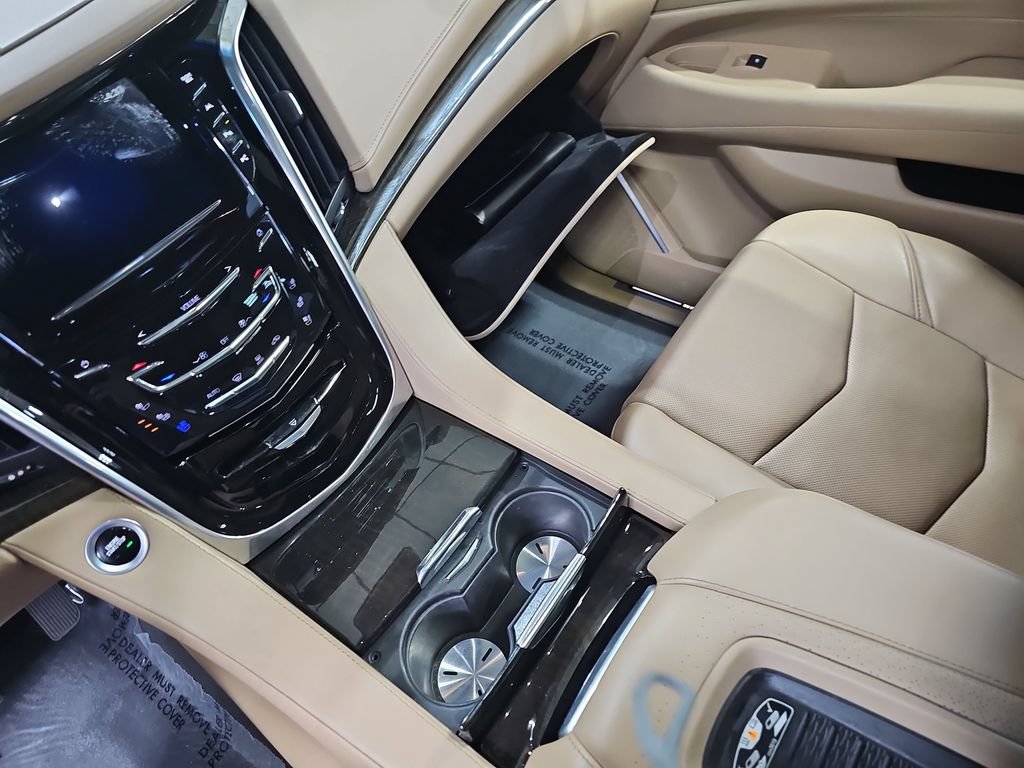 Used 2019 Cadillac Escalade Platinum AWD/4WD image 28