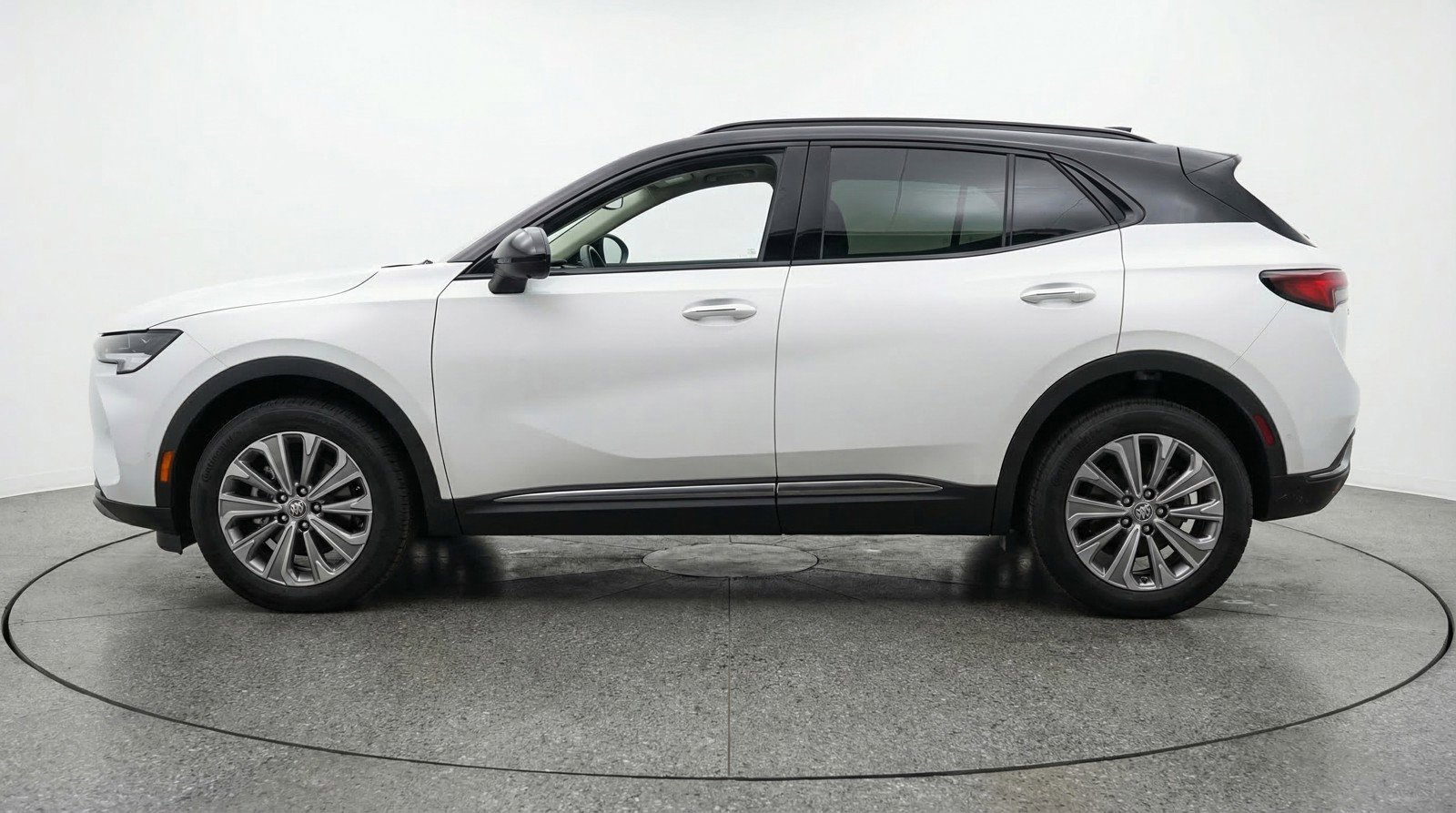 Used 2024 Buick Envision Preferred AWD/4WD image 5