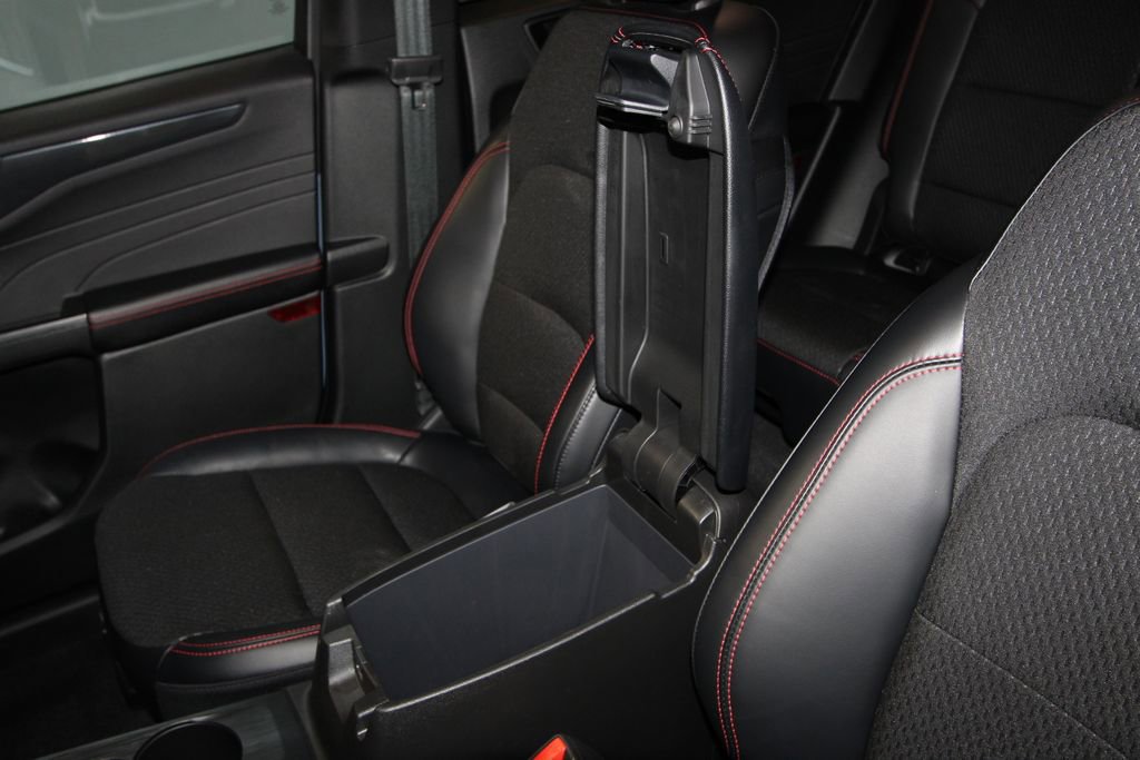 Used 2025 Ford Escape ST-Line Elite image 21