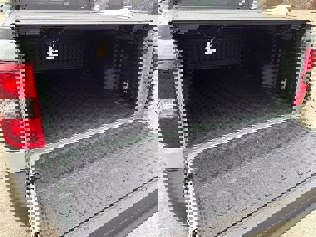 Used 2024 Ford Maverick Lariat w/ Black Appearance Package image 34