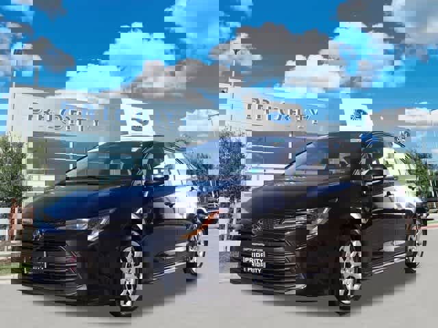 Used 2023 Toyota Corolla LE