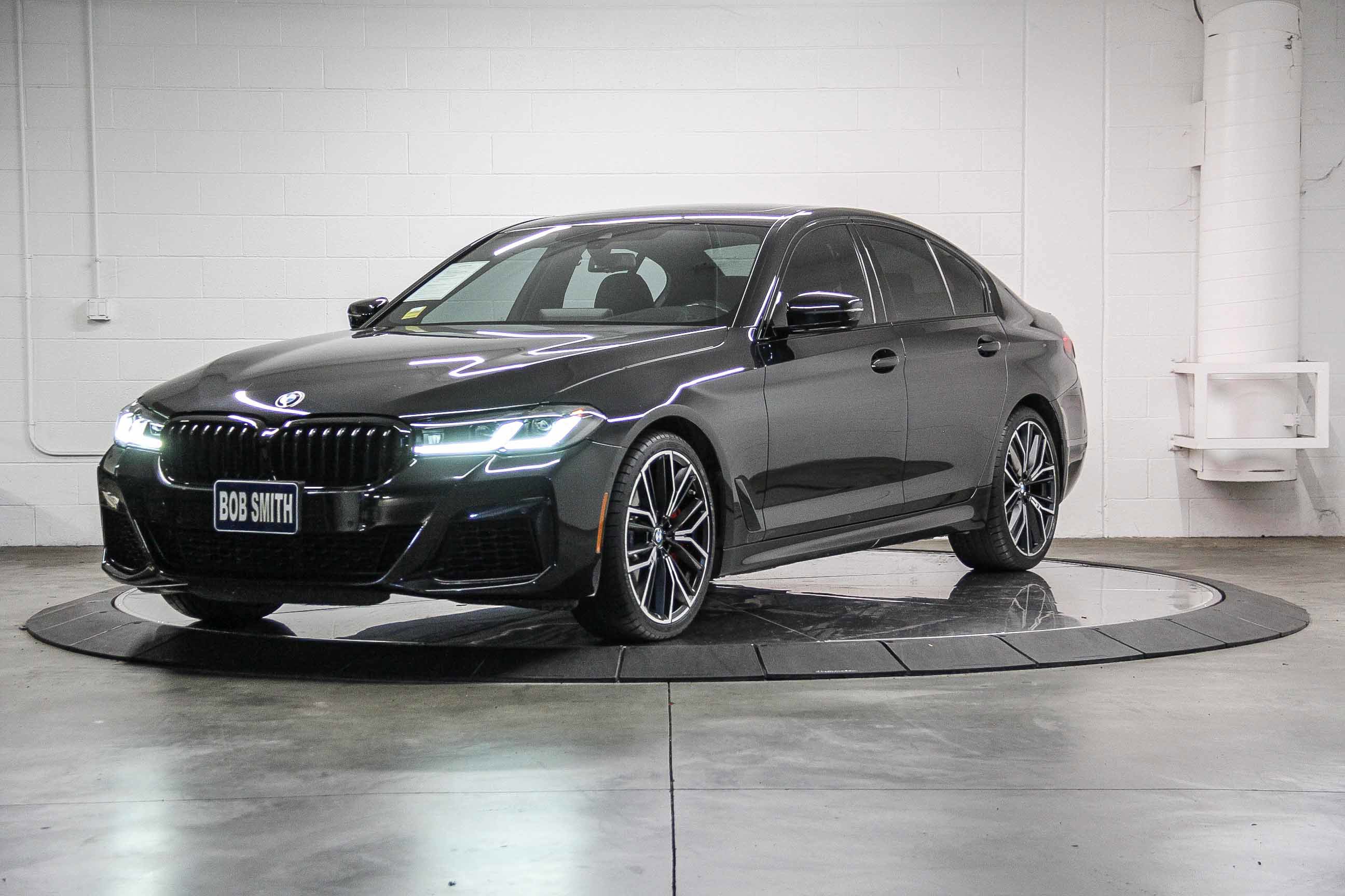 Certified 2023 BMW 540i w/ M Sport Package image 3