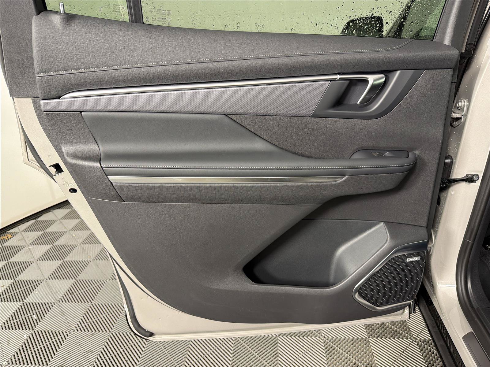 New 2026 Buick Enclave Sport Touring w/ Power Package FWD image 22
