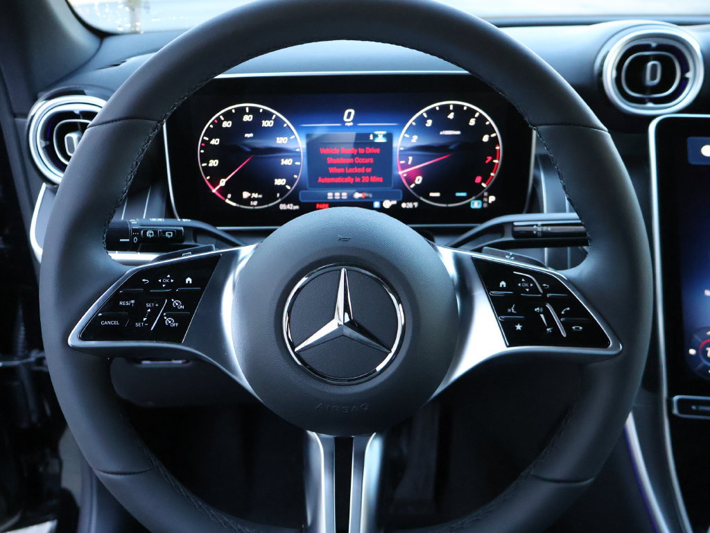 New 2026 Mercedes-Benz GLC 300 4MATIC image 32