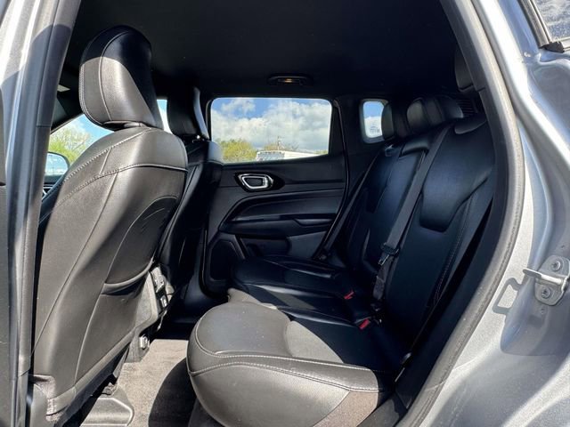 Used 2023 Jeep Compass Limited AWD/4WD image 13