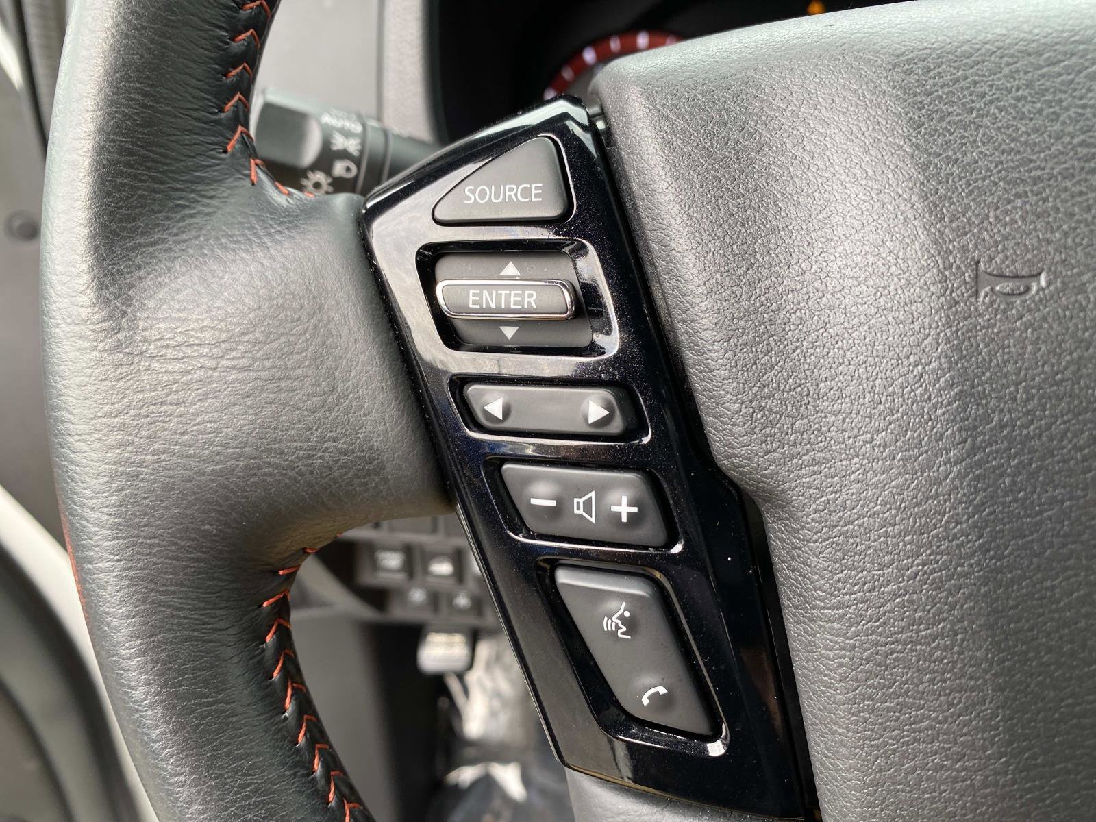 Used 2023 Nissan Frontier PRO-4X w/ Technology Package image 21