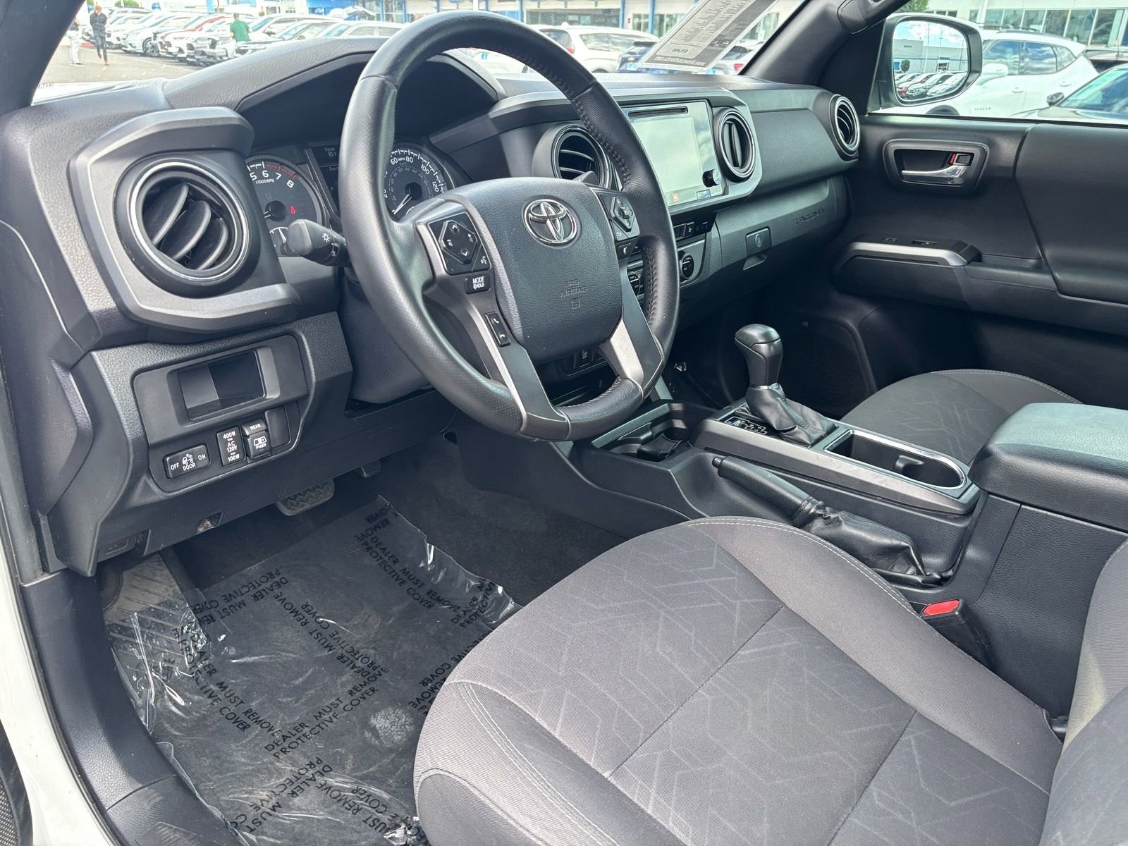 Used 2017 Toyota Tacoma TRD Off-Road image 20