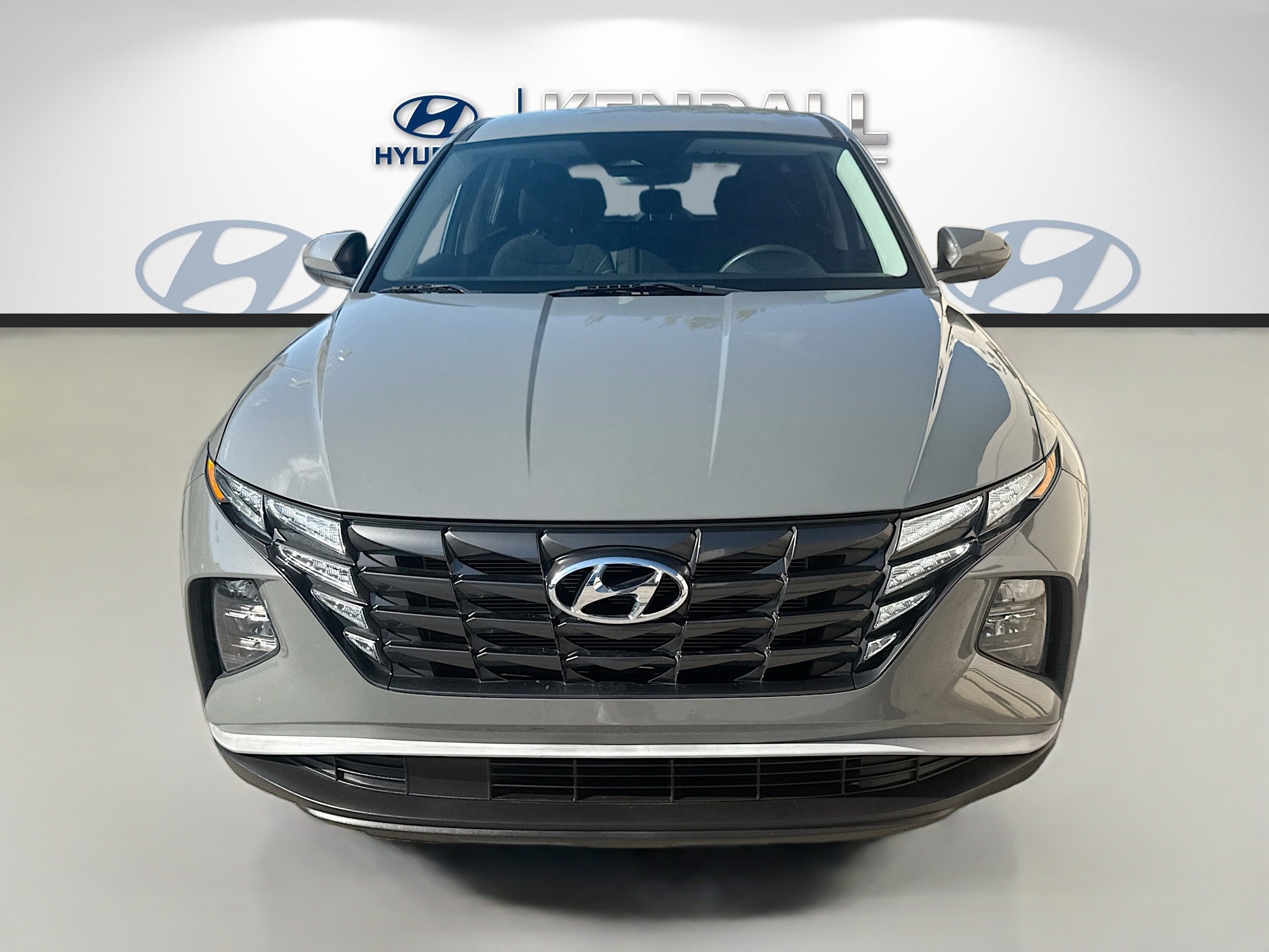 Used 2024 Hyundai Tucson SE FWD image 2