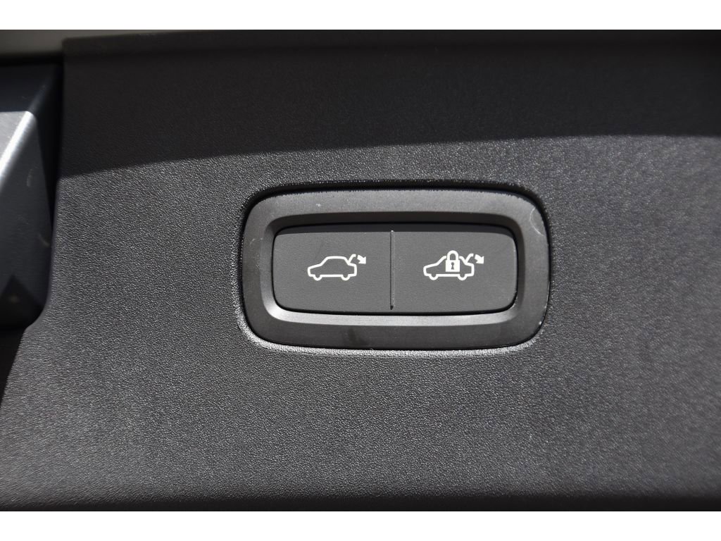 Used 2025 Volvo EX90 Ultra image 27