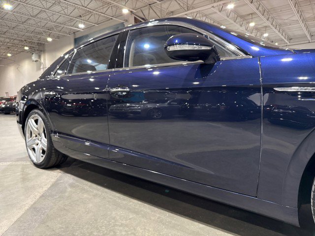 Used 2015 Bentley Flying Spur W12 image 28