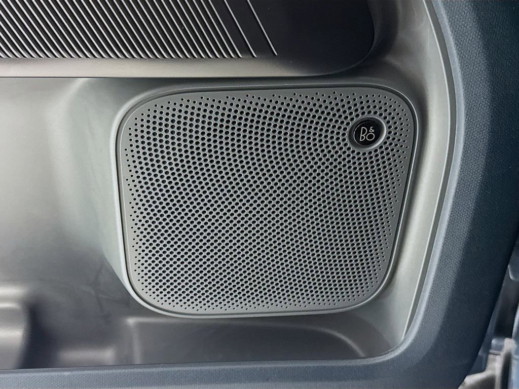 Used 2024 Ford Maverick Lariat w/ Black Appearance Package image 18