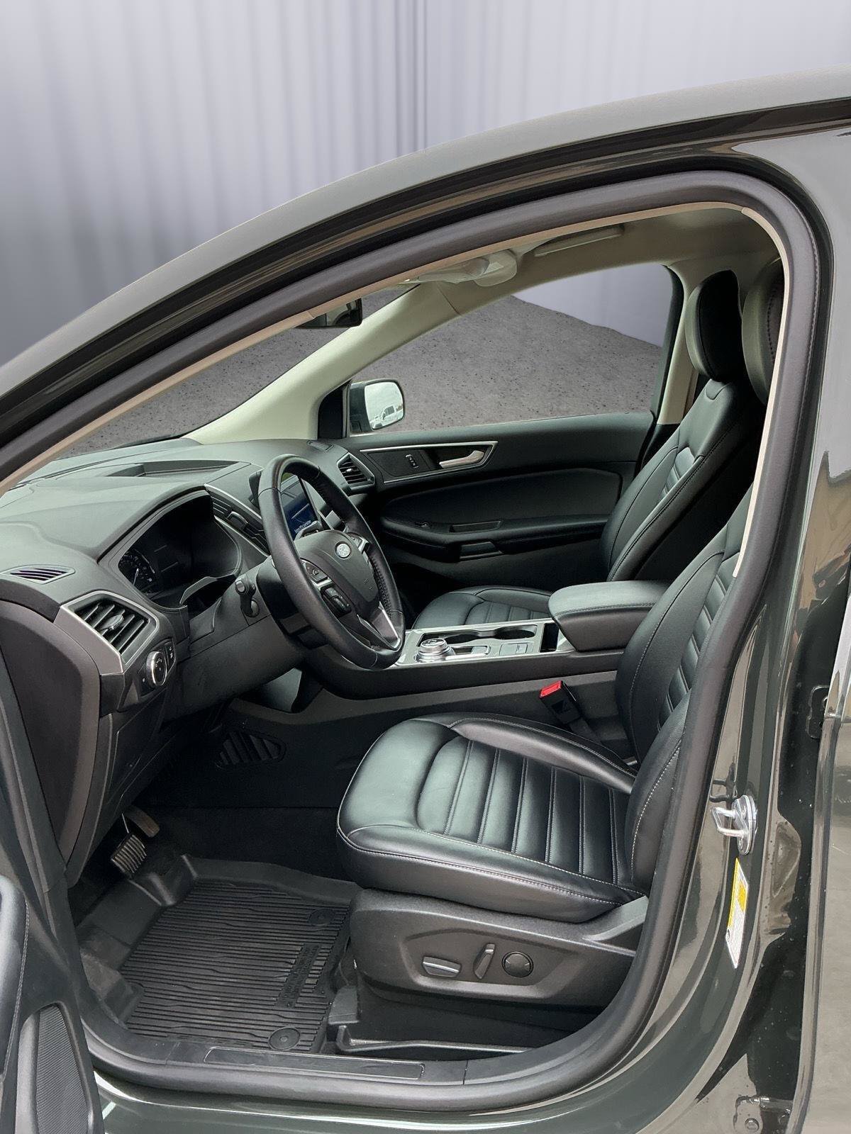 Used 2023 Ford Edge SEL w/ Convenience Package AWD/4WD image 16