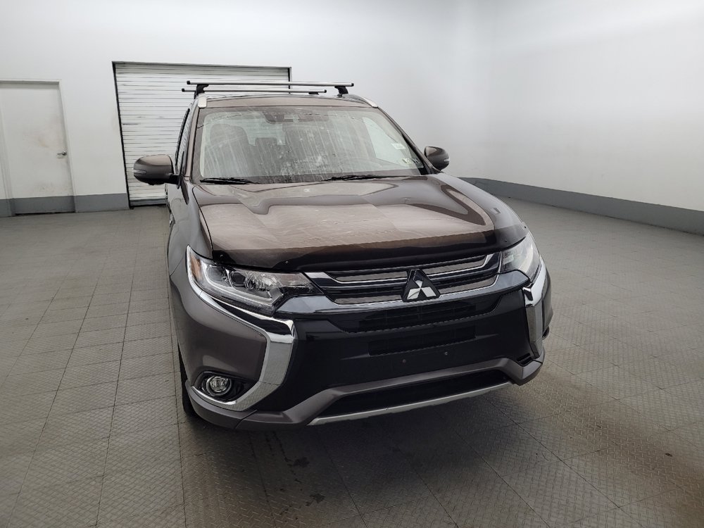 Used 2018 Mitsubishi Outlander GT AWD/4WD image 14