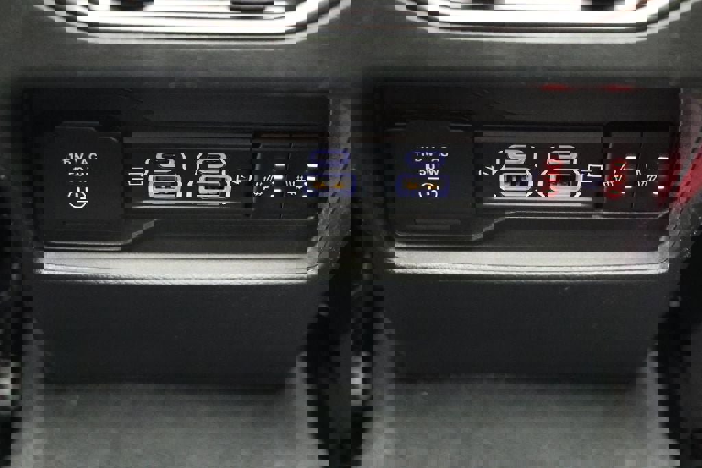 Used 2023 Jeep Grand Cherokee 4xe w/ Luxury Tech Group II image 12