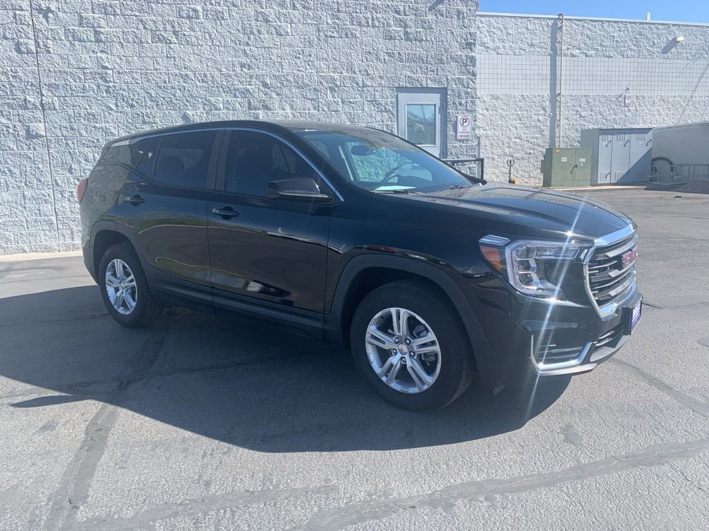 Used 2024 GMC Terrain SLE