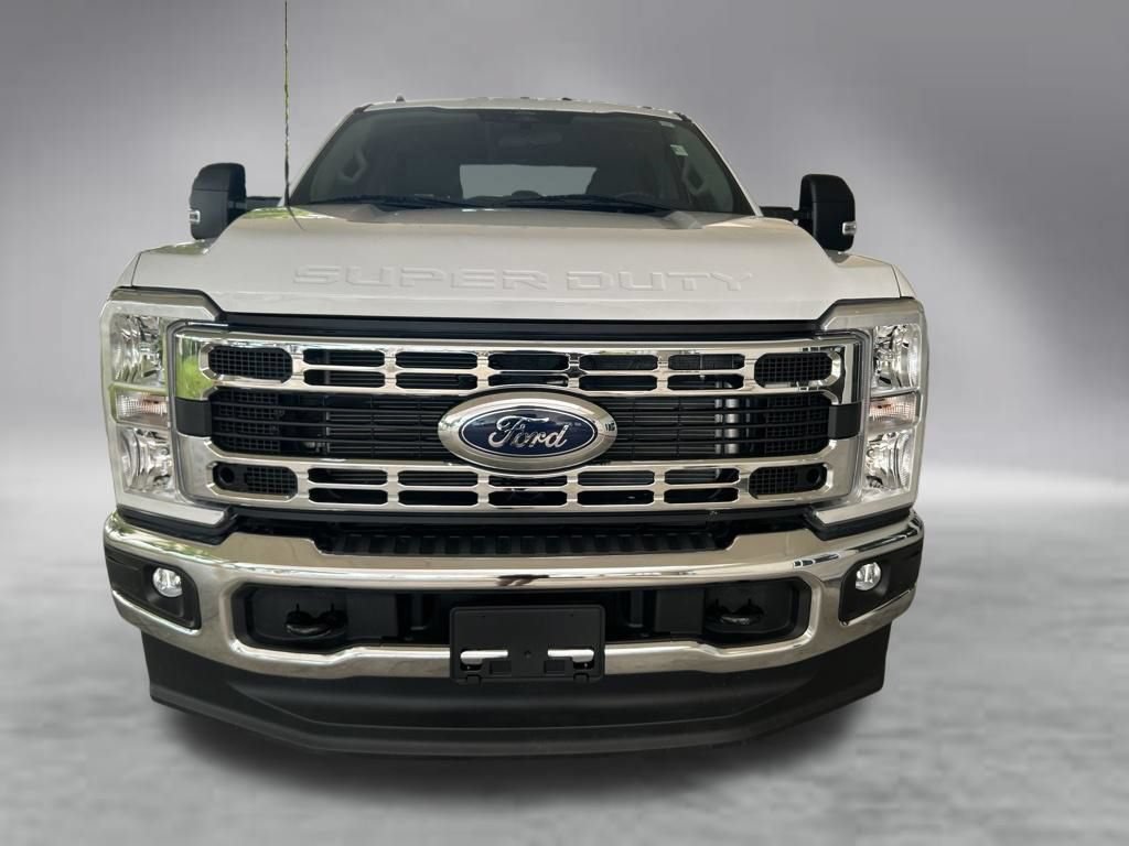 Used 2024 Ford F350 XLT AWD/4WD image 12