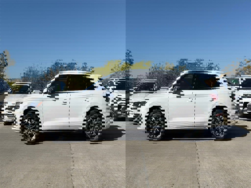 Used 2024 Audi SQ5 Premium image 7