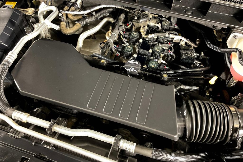 Used 2022 GMC Sierra 1500 SLE image 42