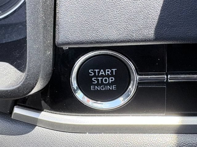 Used 2024 Mitsubishi Outlander SE FWD image 19
