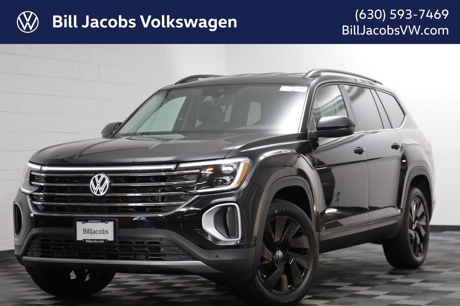 Used 2025 Volkswagen Atlas SE w/ Black Wheel Package image 1
