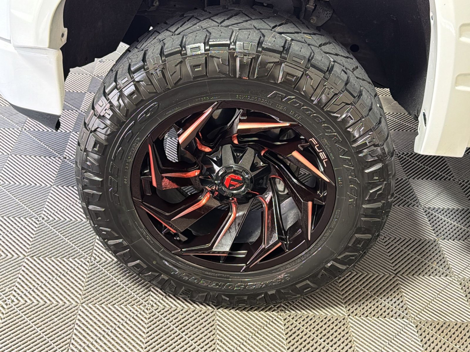 Used 2019 GMC Sierra 1500 AT4 w/ AT4 Premium Package AWD/4WD image 12