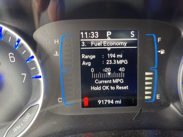 Used 2017 Chrysler Pacifica Touring w/ Tire & Wheel Group image 15