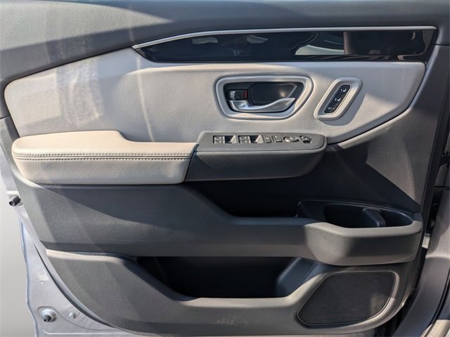 New 2025 Honda Pilot Touring image 23
