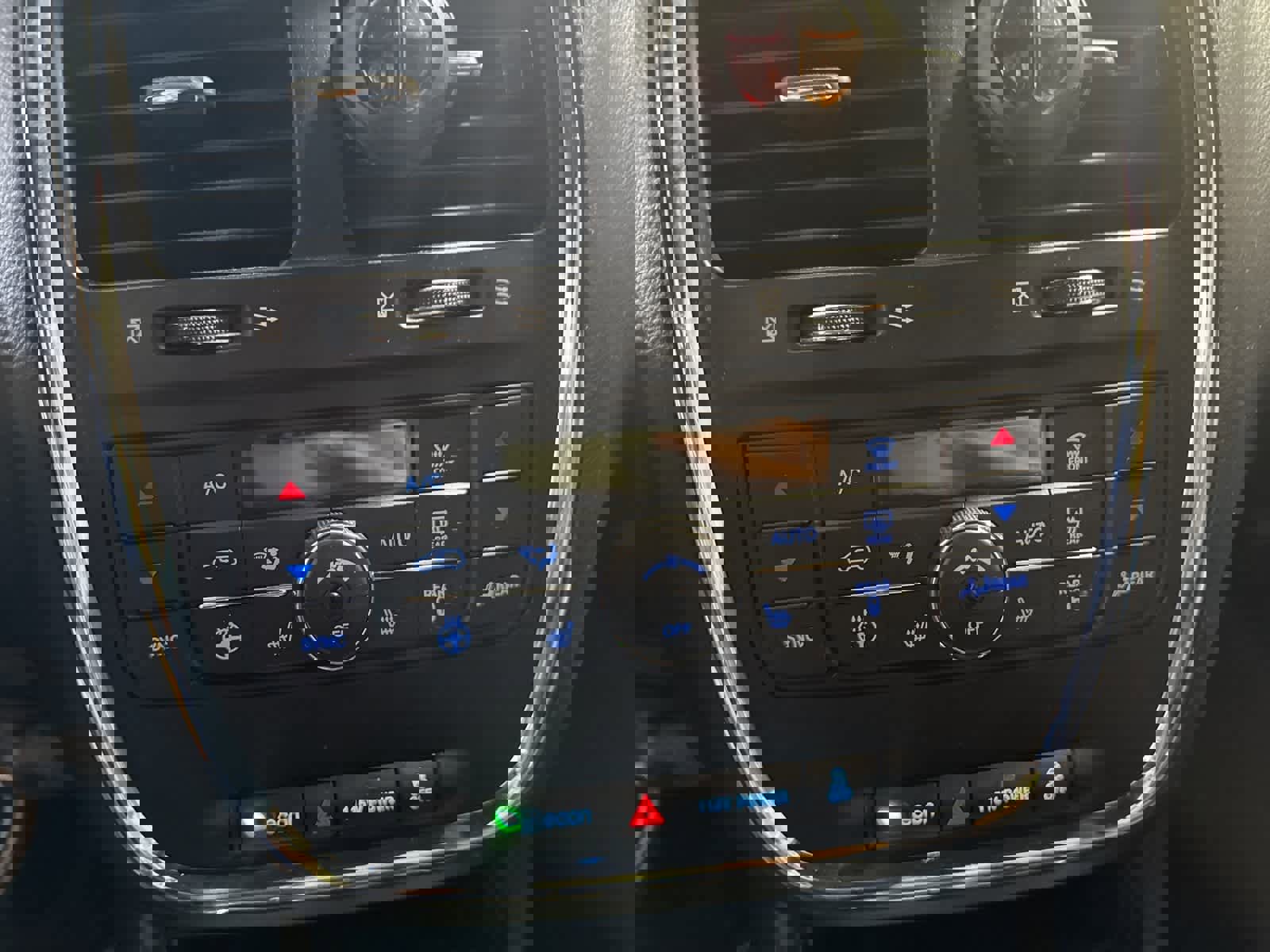 Used 2019 Dodge Grand Caravan GT image 24