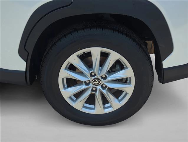 Certified 2024 Toyota Corolla Cross LE AWD/4WD image 9