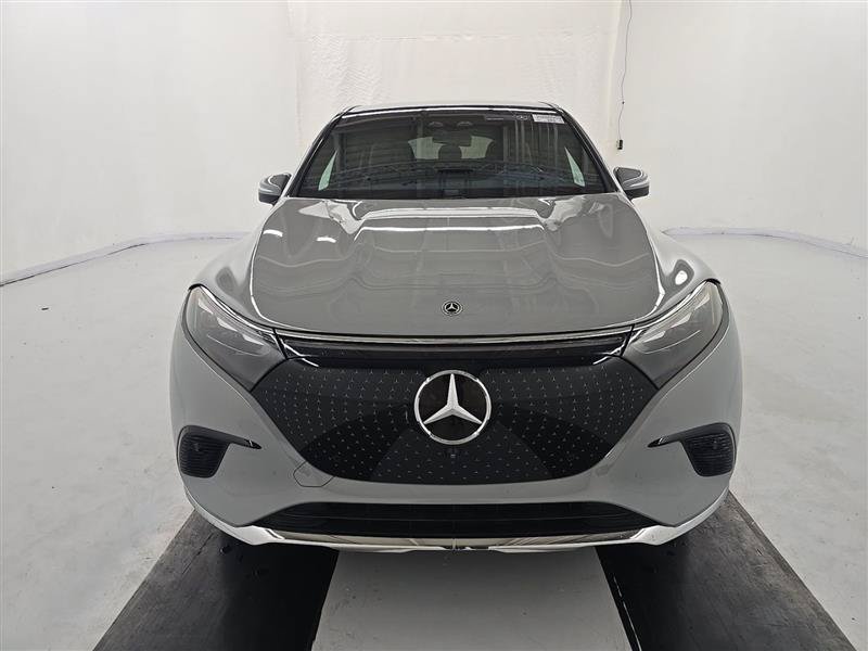 Used 2024 Mercedes-Benz EQS 450+ SUV image 2