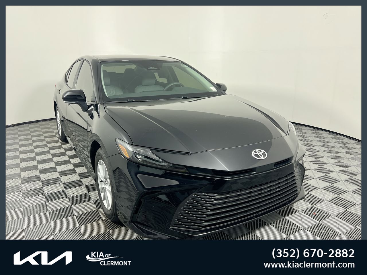 Used 2025 Toyota Camry LE