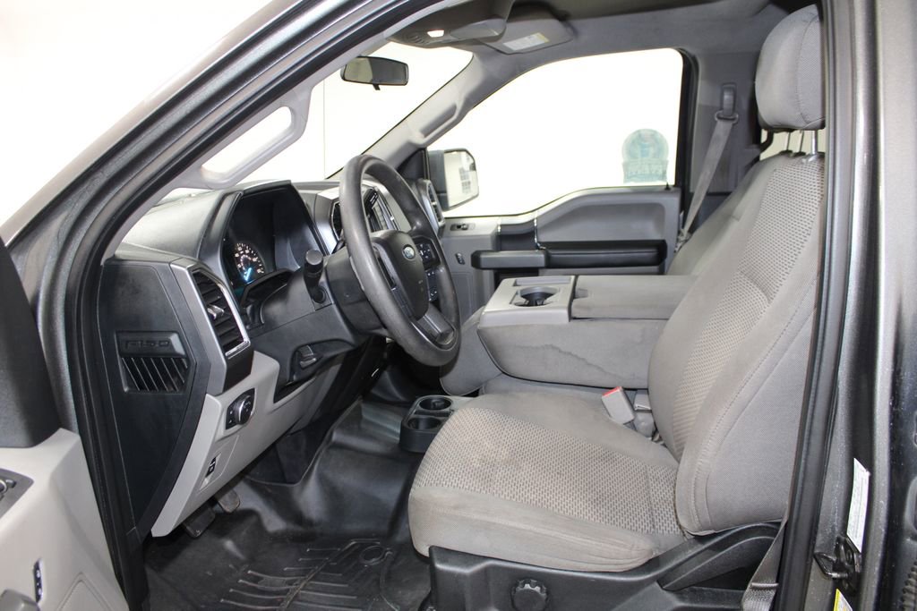 Used 2016 Ford F150 XLT image 22