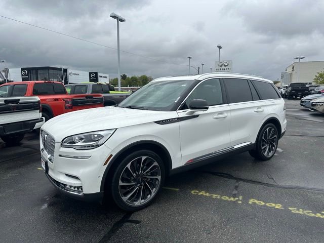 Used 2023 Lincoln Aviator Reserve w/ Equipment Group 201A AWD/4WD image 5