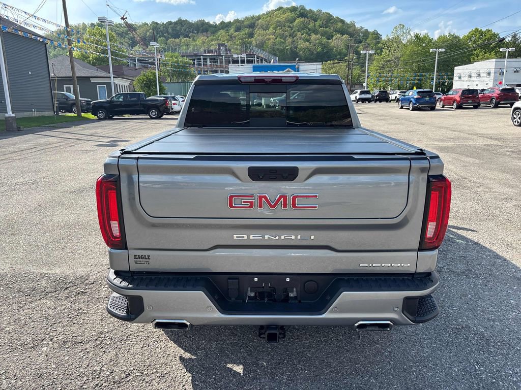 Used 2023 GMC Sierra 1500 Denali AWD/4WD image 4