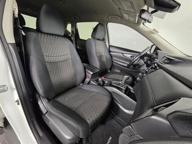 Used 2019 Nissan Rogue S w/ Special Edition Package AWD/4WD image 14