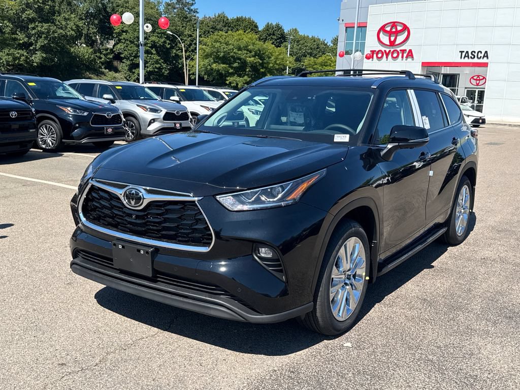 New 2026 Toyota Highlander Limited AWD/4WD image 3