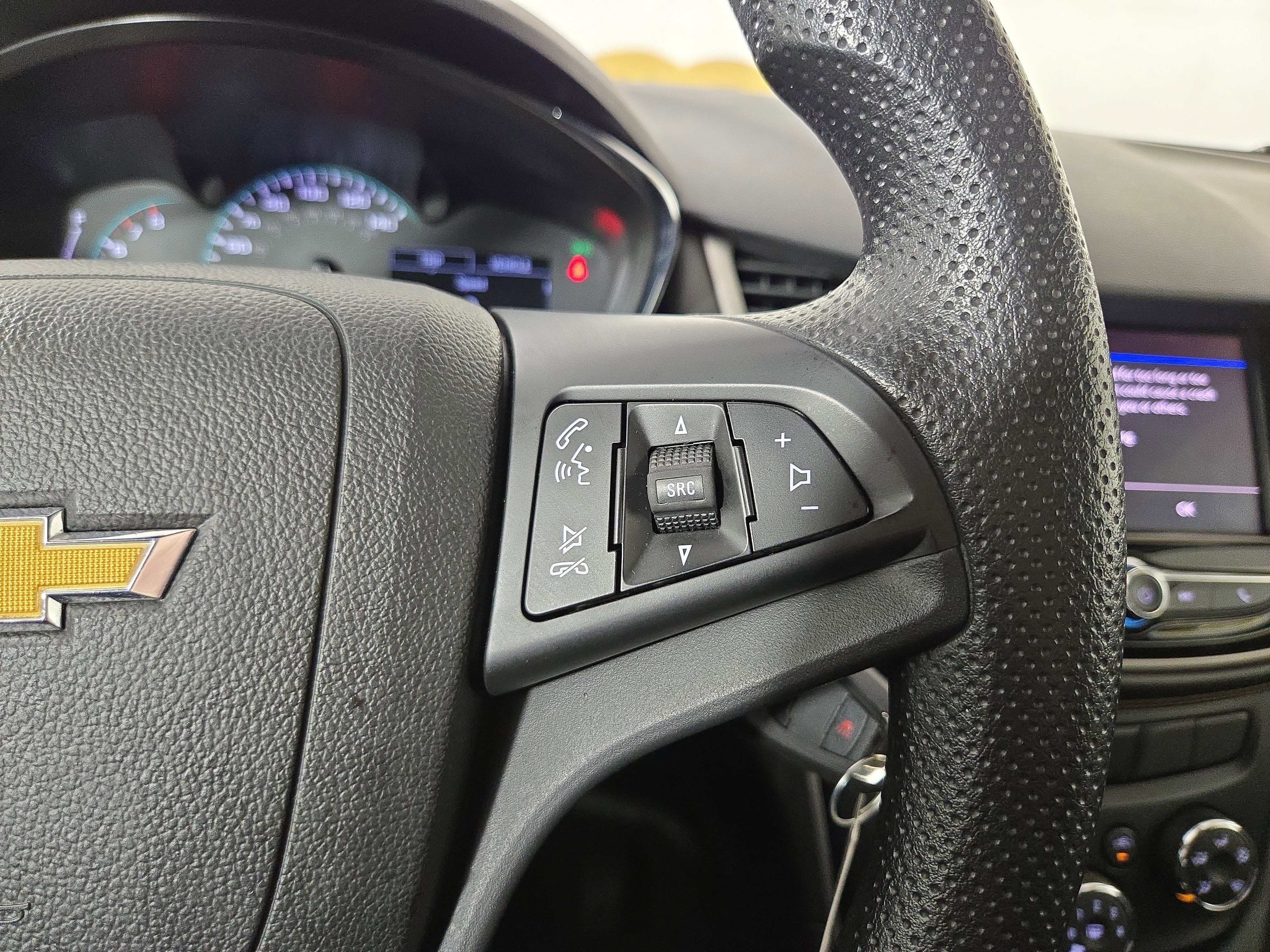 Used 2020 Chevrolet Trax LS image 16