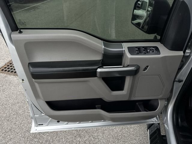 Used 2017 Ford F150 XLT w/ Equipment Group 302A Luxury AWD/4WD image 21