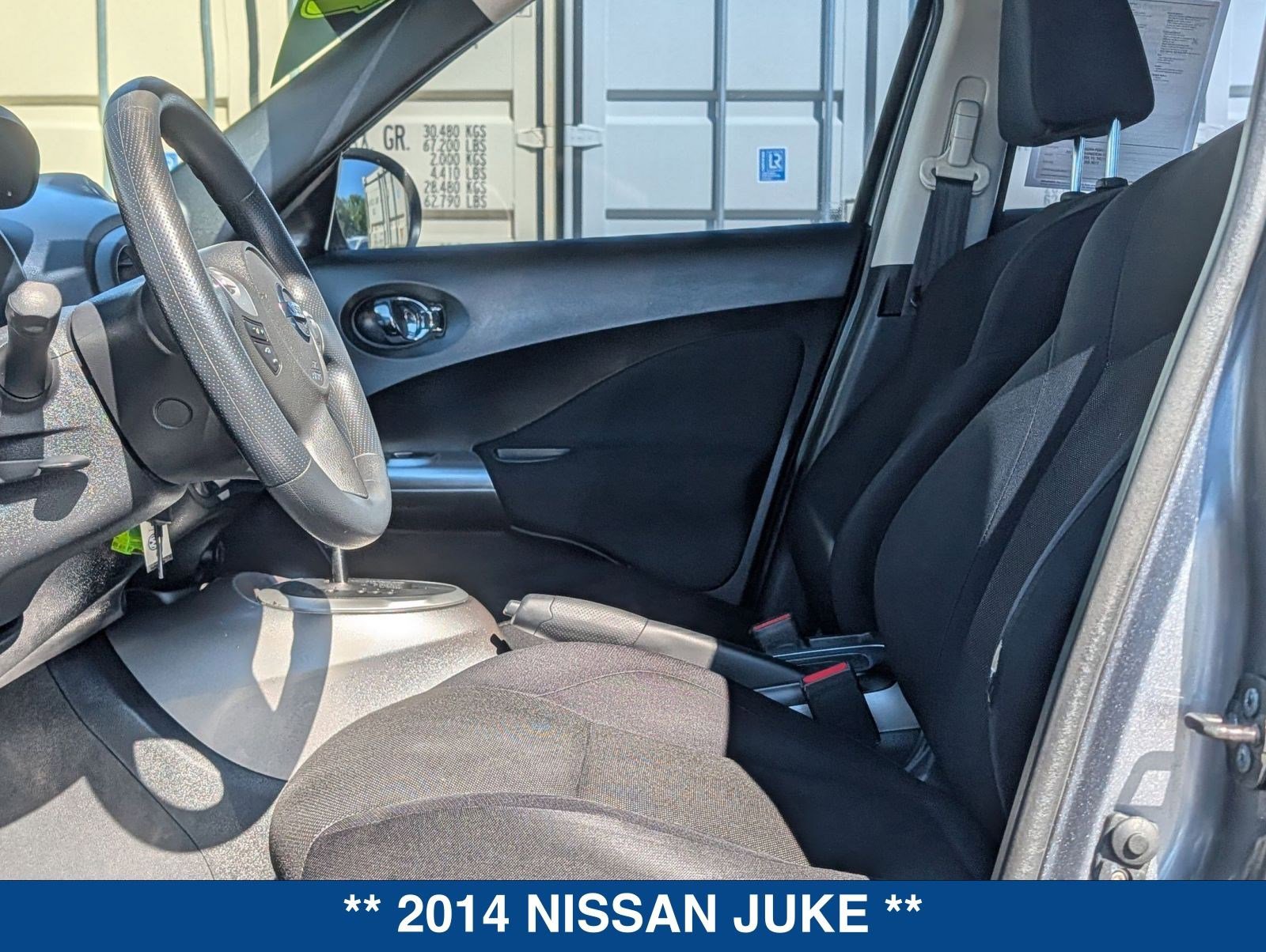 Used 2014 Nissan Juke S image 16