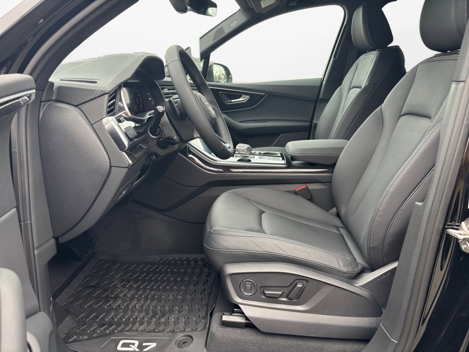 New 2026 Audi Q7 2.0T Premium image 9
