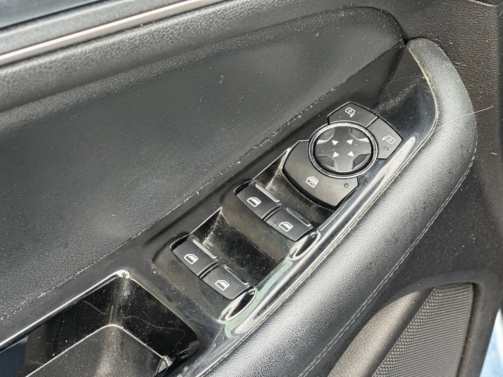 Used 2019 Ford Edge SEL w/ Equipment Group 201A FWD image 15