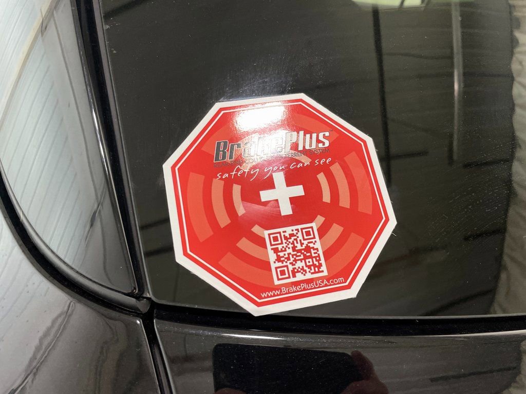 Used 2023 Buick Envision Preferred image 11