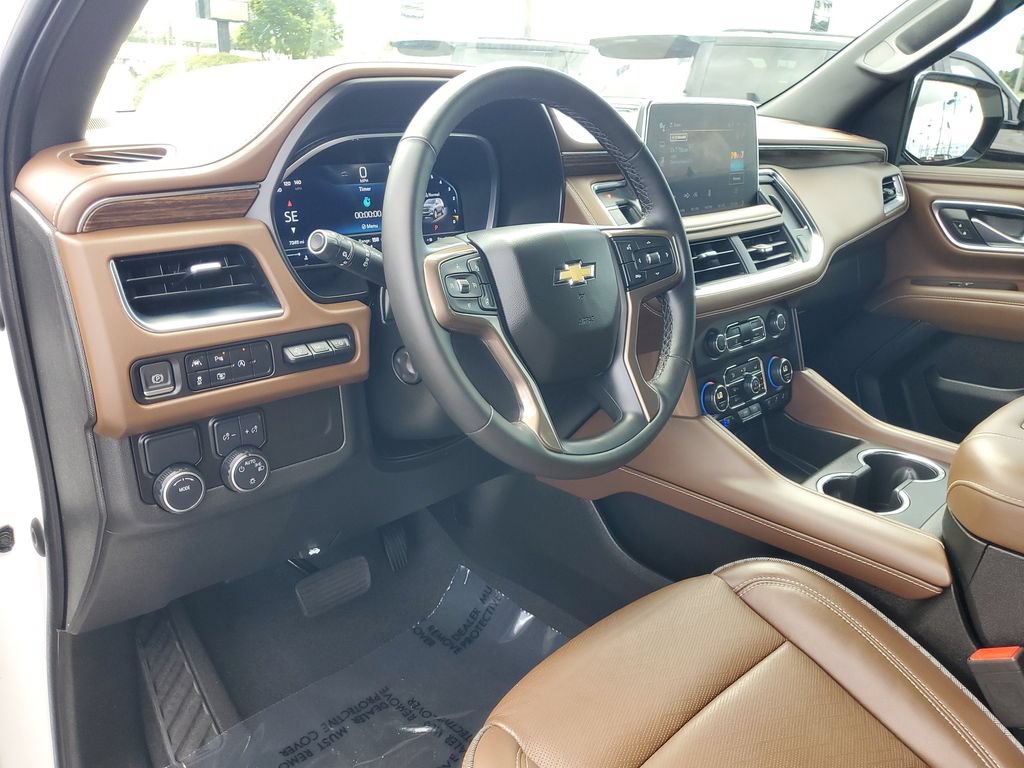 Used 2023 Chevrolet Tahoe High Country RWD image 6