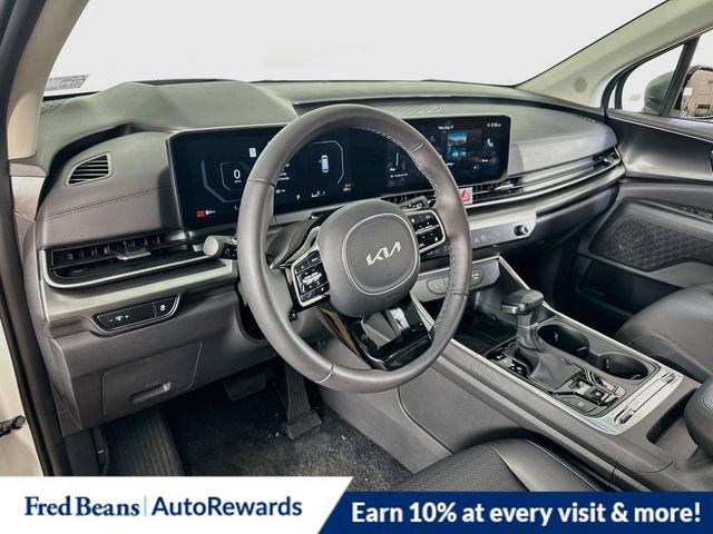 New 2025 Kia Carnival SX Prestige FWD image 18